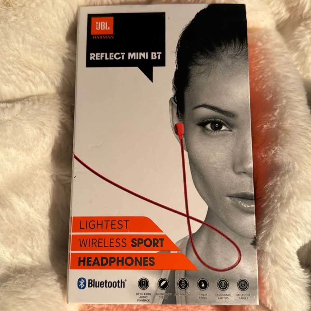JBL Reflect Mini BT - Red - NIB